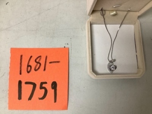 Heart Shaped Pendant Necklace (1 PC)