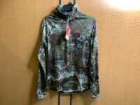 SHE 1/4 Zip Pullover, XSmall, Appears New