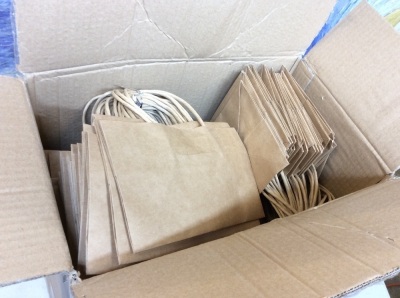 (1) Box, 150 Count, Brown Handled Paper Retail/Party/Shopping Bags. 5.5 x 5.1 x 8.2". Appears New. 