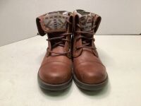 Natural Reflections Women's Boots, 8, Appears New