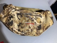 Sitka, Incinerator Muff, White Tail elevated II, Appears New 