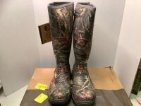 Irish Setter MudTrek Full Fit 800 Gram ThermoBoost Insulated Rubber Boots for Men, 11, Appears New