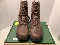Danner Pronghorn Men's Boots, 9, Appears New