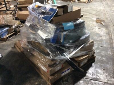 Pallet of E-Commerce Return Automotive Parts & Accessories 