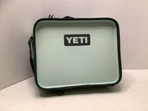 Yeti Daytrip Lunch Box, Appears New