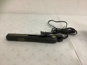 Andis 1" Ceraminc Flat Iron, Appears New