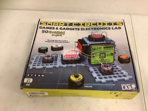 Smart Circuits Games and Gadgets Electronics Lab, Appears New