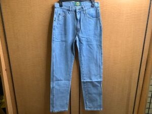 Roughneck Traditional Fit Jeans, Men's 30x32, Appears New