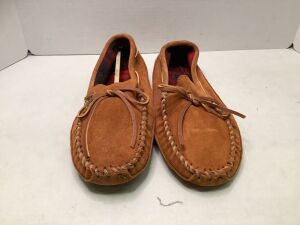 Minnetonka Men's Shoes 11, Ecommerce Return