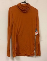 Columbia Womens Long Sleeve Tee, Medium, Appears New