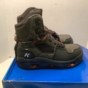 Korkers Boots, Men's 13, Appears New