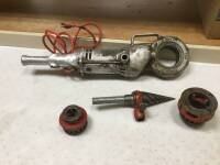 Ridgid 700 Handheld Power Drive Pipe Threader. Comes with (3) Dies. Works
