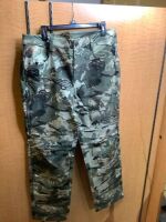 Under Armour Men's Pants, 36x32, Appears New