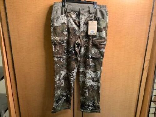 Red Head Explorer Pant, Large, Appears New