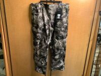 Instinct Standhunter Softwhell Pants, 2 XL, Appears New