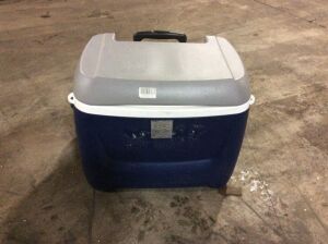 Igloo Rolling Cooler 