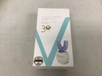 360 Degree Electric Toothbrush, Powers Up, E-Commerce Return