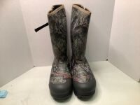 Men's Zoned Comfort Trac 2000 Gram Rubber Boots, 13D, Appears New