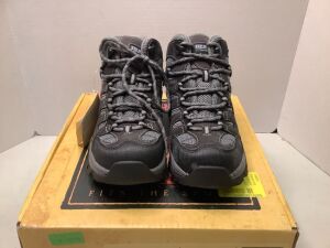 Red Head Ladies Overland Hiking Boots 7, Appears New