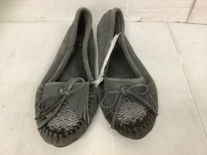 Minnetonka Womens Shoes, Size 9.5, E-Comm Return