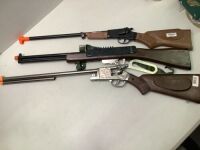 Lot of (3) Toy Guns, Ecommerce Return