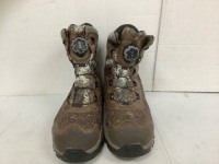 Mens Boots, Size 9.5M, E-Comm Return