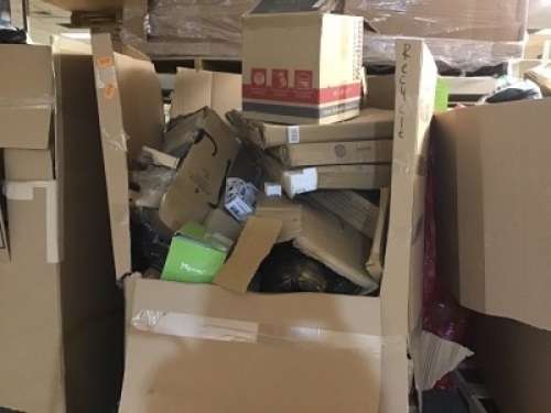 Pallet of Amazon Salvage/Return Items. May Contain Broken Items to be Used for Parts/Repair. See Pics.&nbsp;