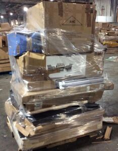 Pallet of Mixed Condition E-Comm Returns 