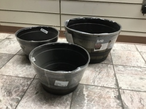 Lot of (3) Outdoor Planters. Appear New with some damage