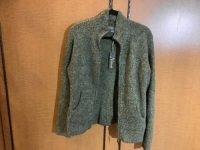 Natural Reflections Sherpa Zip Up, Medium, Appears New