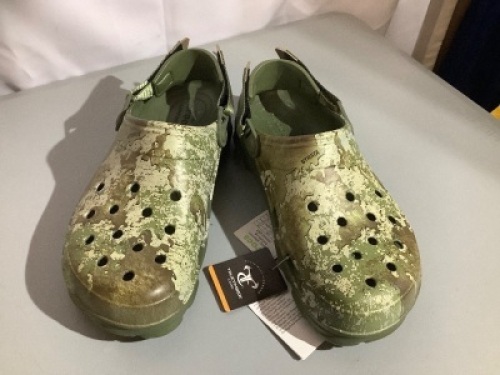 Crocs Men's 12, Appears New