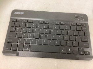 Arteck Wireless Bluetooth Backlit Keyboard, Missing USB Cable, E-Commerce Return