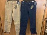 Lot of (2) Natural Reflections Ladies Pants, 8, Appears New