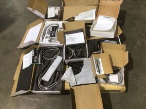 Lot of (9) Faucets - Multiple Styles 