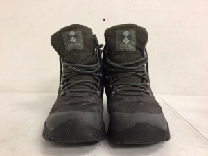 Columbia Mens Boots, Size 11, Appears New