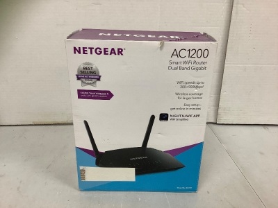 Netgear Wifi Router, Powers Up, E-Commerce Return