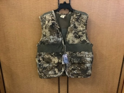 Red Head Promo Dove Vest, Medium, Appears New