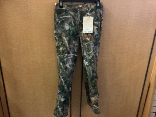 Red Head Youth Silent Hide Pant, XLarge, Appears New