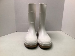 XtraTuf Shrimp Boot White, Size 10, Damaged Box, Appears New 