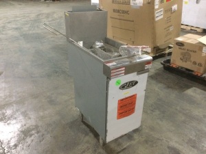 Jet JFF3-40L Deep Fryer, Liquid Propane. Has 1 Basket