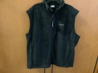 Columbia Steens Mountain Vest, XXL, Appears New