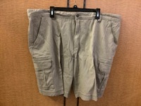 Red Head Men's Shorts, 46, Appears New