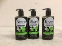 Lot of (3) Biore Charcoal Cleanser, Appears New