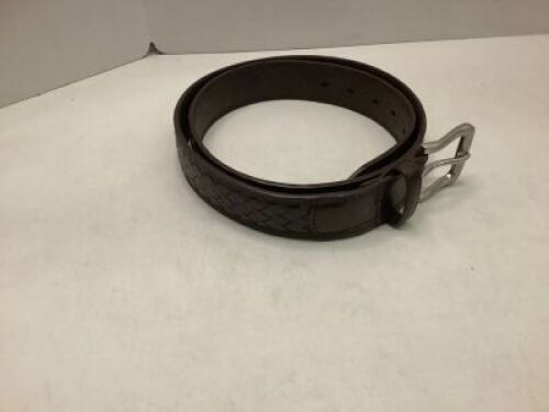 Men's Leather Belt, Size 40, Appears New