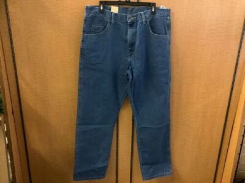Wrangler Men's Stretch 36x32, Appears New