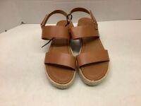 Natural Reflections Women's Sandals, 9, Ecommerce Return, Dirty