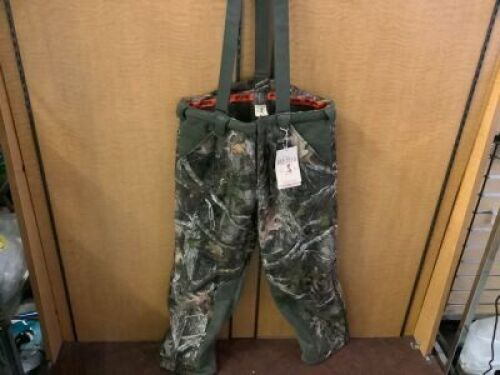 Red Head Tundra Suede Pant, Large, Appears New