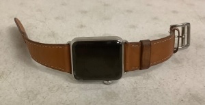 Apple Watch 38mm Stainless Steel w/ Leather Band, Powers Up, E-Commerce Return