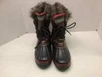 Natural Reflections Women's Insulated Boots, 11, Appears New