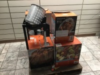 Pallet of Turkey Fryers'. Various Sizes & Styles. Condition Unknown.&nbsp;